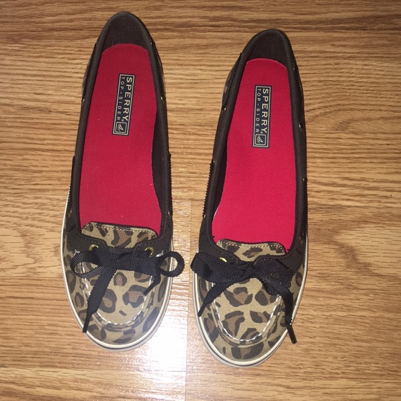 LIMITED TIME SALE leopard sperry's ✨NEVER WORN✨ - Picture 2 of 7